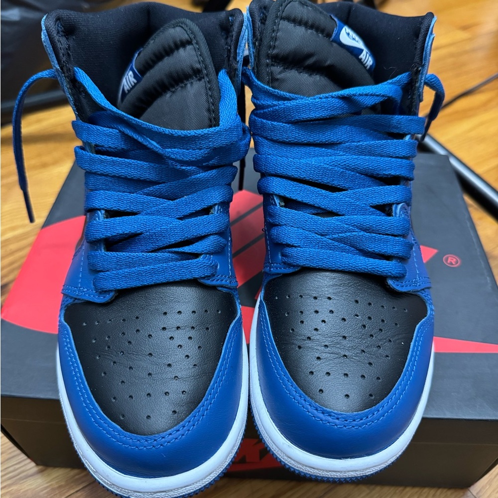 Nike Air Jordan 1 Retro High OG in Blue and Black